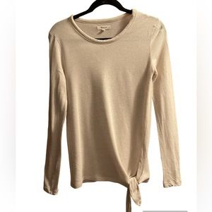 Women’s Madewell Soundcheck Tan Long Sleeve Shirt with Side Tie.